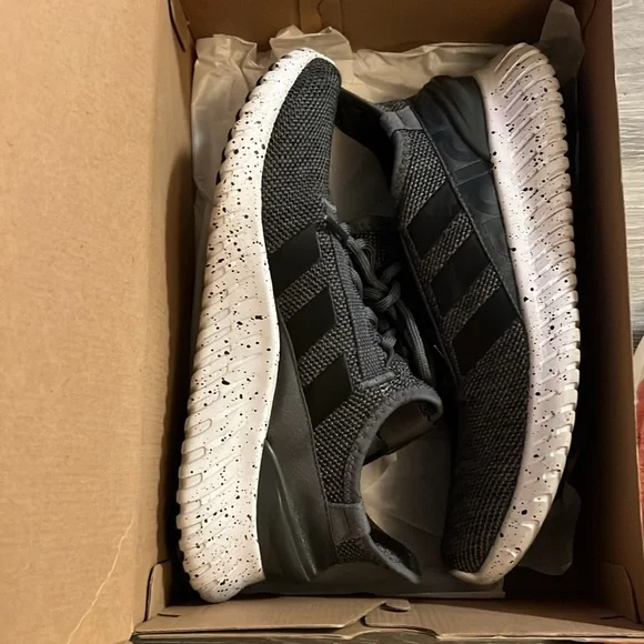 Adidas Men's Kaptir 2.0 Gray Cloudfoam Running Shoe
Size 8 - Picture 4 of 14
